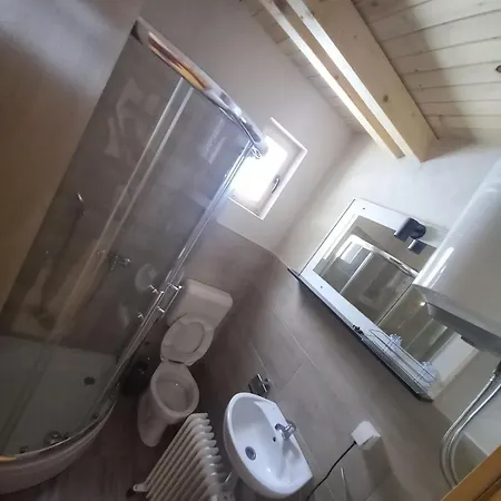 Planinska Vikendica Sp * ياهورينا